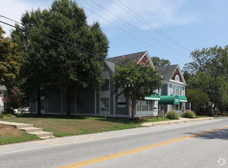 More Photos Of 14350 Solomons Island Rd S, Solomons Office For Lease