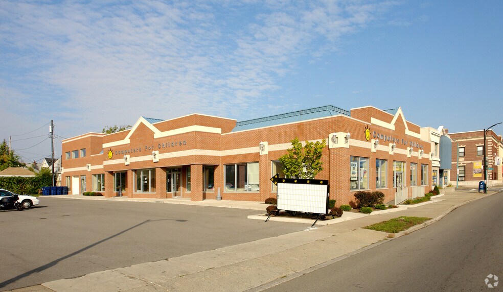 Primary Photo Of 2550 Delaware Ave, Buffalo Medical For Sale