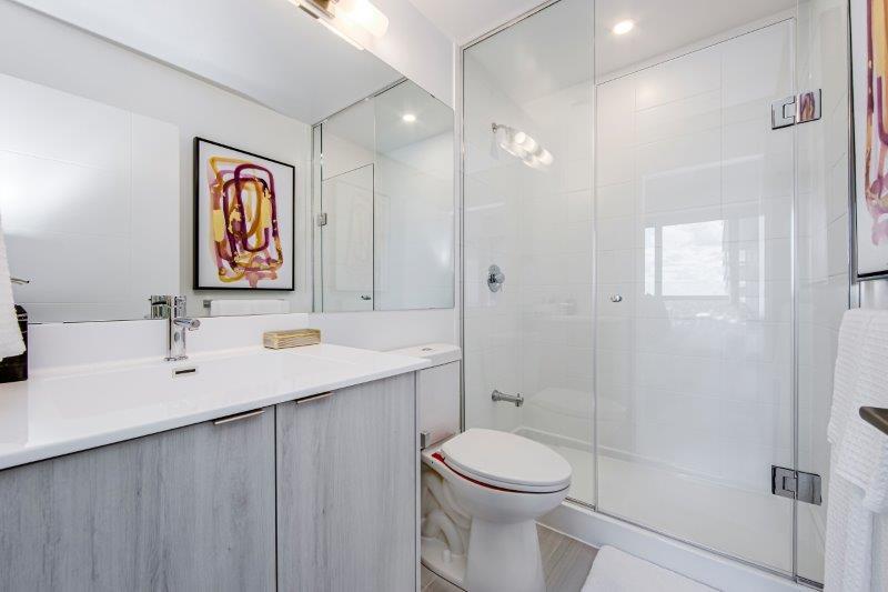 More Photos Of 45 Railroad St, Brampton Apartments For Lease