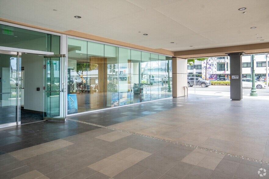 More Photos Of 677 Ala Moana Blvd, Honolulu Office For Lease