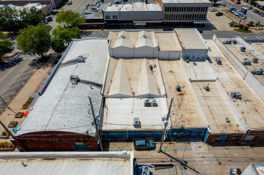 More Photos Of 815 S Main St, Stillwater Storefront Retail Office For Sale