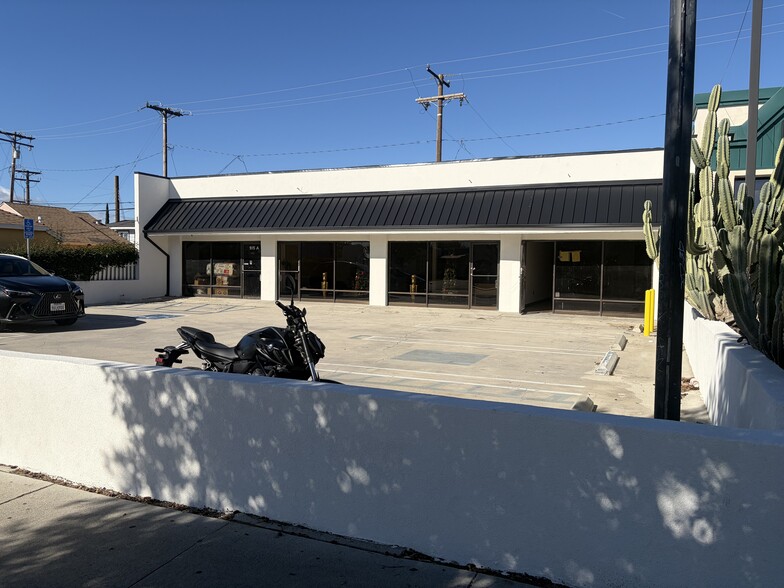 More Photos Of 915 N Maclay Ave, San Fernando Unknown For Lease