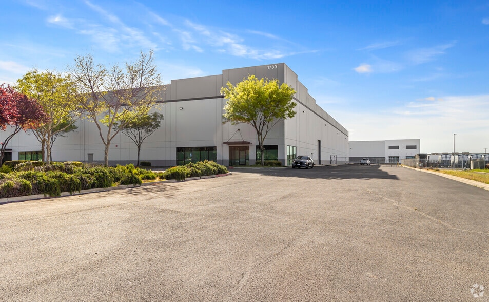 More Photos Of 1780 Industrial Dr, Stockton Warehouse For Lease