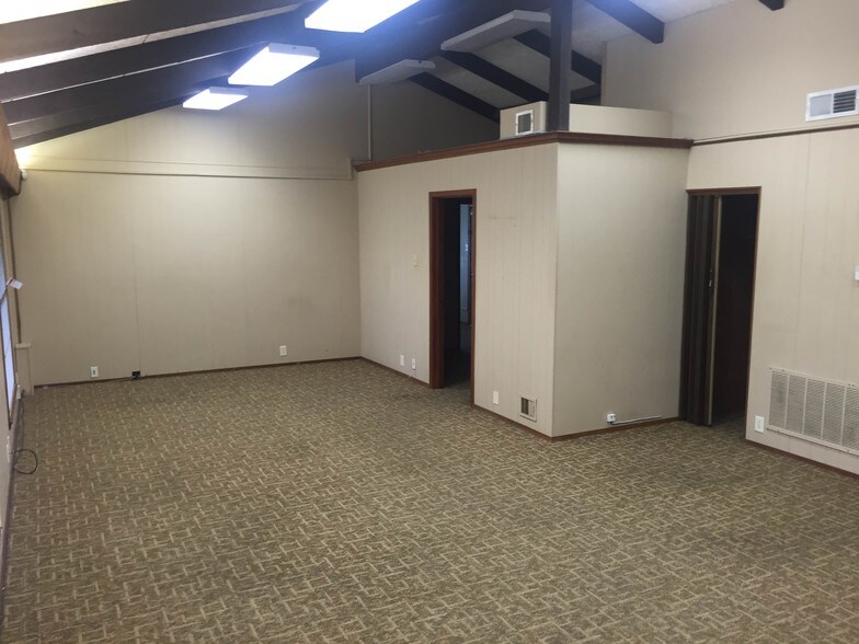 More Photos Of 2514 Buell Ave, Austin Office For Lease