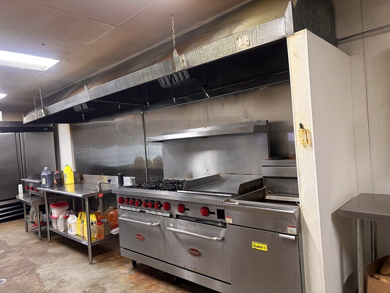 More Photos Of 69169 Main St, Blountsville Freestanding For Sale