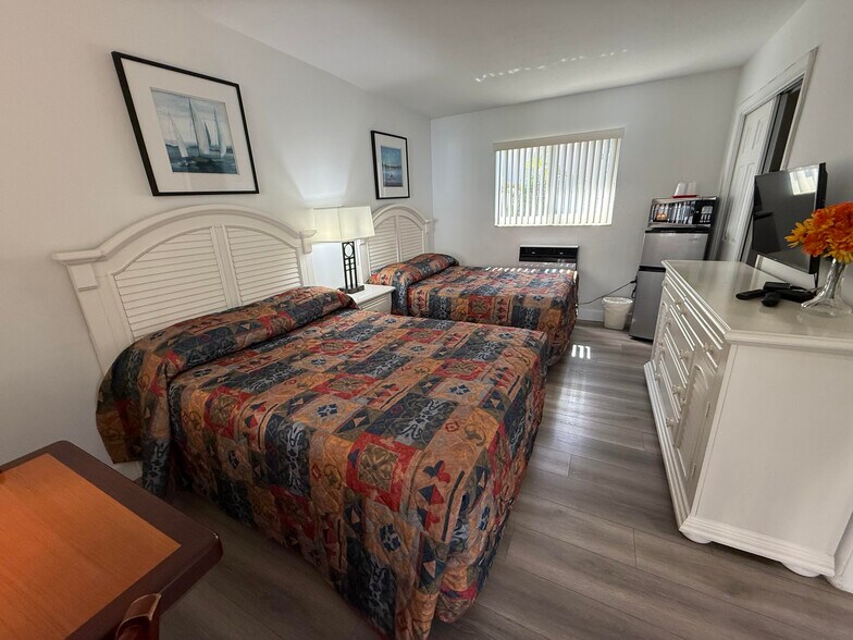 More Photos Of 1743 Rodman St, Hollywood Apartments For Sale