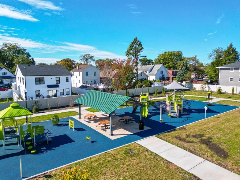 More Photos Of 15 Home Ter, Roselle Warehouse For Sale