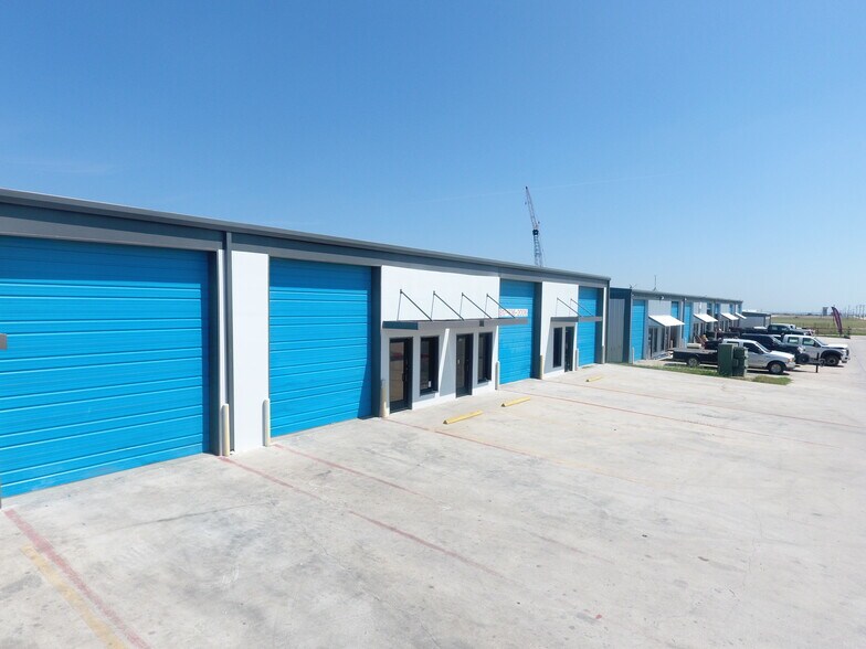 More Photos Of 6225 E Highway 114, Rhome Unknown For Lease