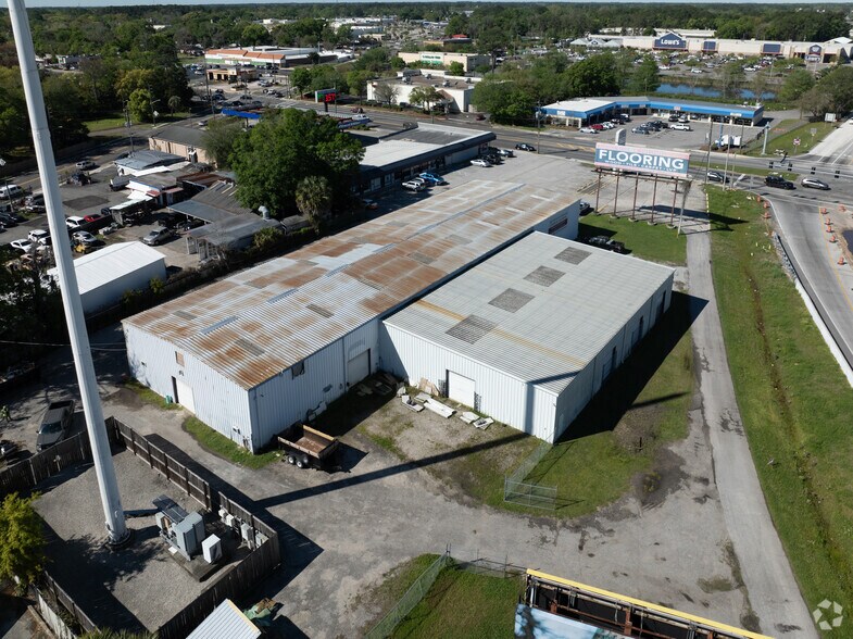 More Photos Of 619 Cassat Ave, Jacksonville Warehouse For Lease