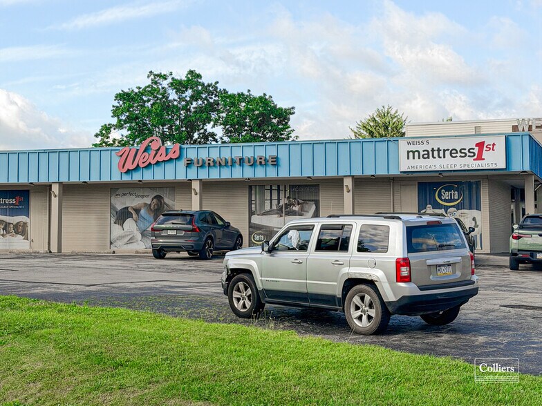 More Photos Of 533 Depot St, Latrobe Showroom For Lease