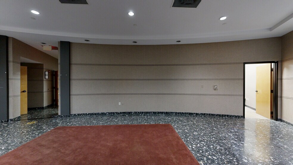 More Photos Of 201 Defense Hwy, Annapolis Office For Sale