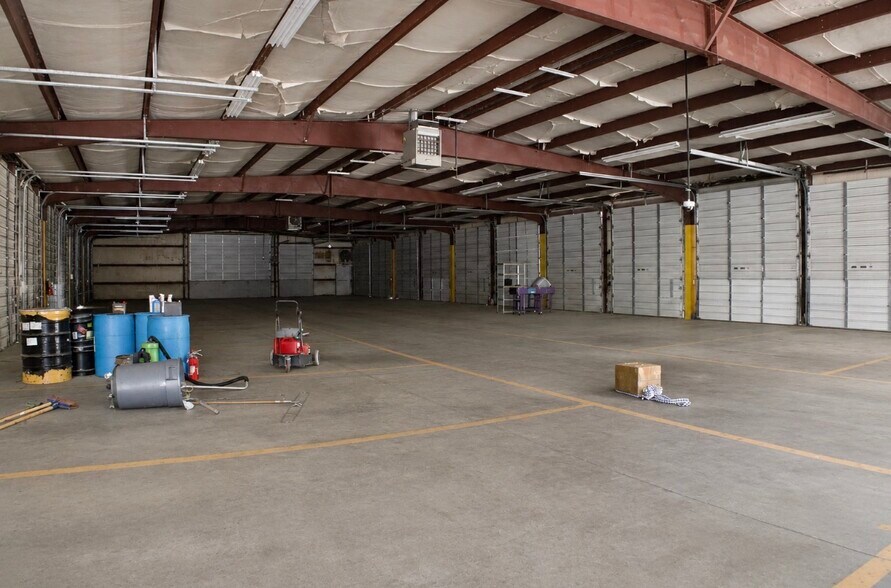 More Photos Of 4106 Liberty Hwy, Anderson Distribution For Lease