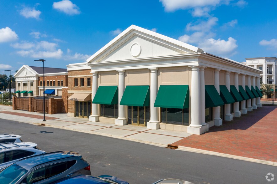 Primary Photo Of 11135 Golf Links Dr, Charlotte Unknown For Lease