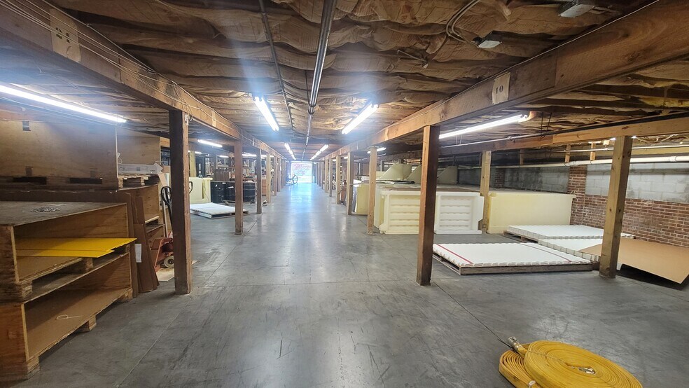 More Photos Of 501 Furman Rd, Greenville Light Manufacturing For Sale