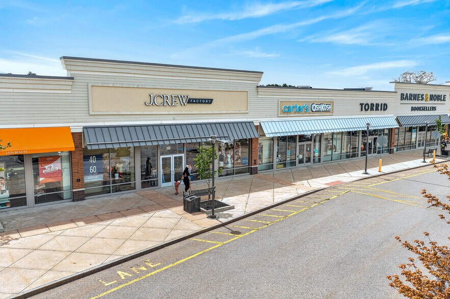 More Photos Of Lafayette Rd, Seabrook Unknown For Lease