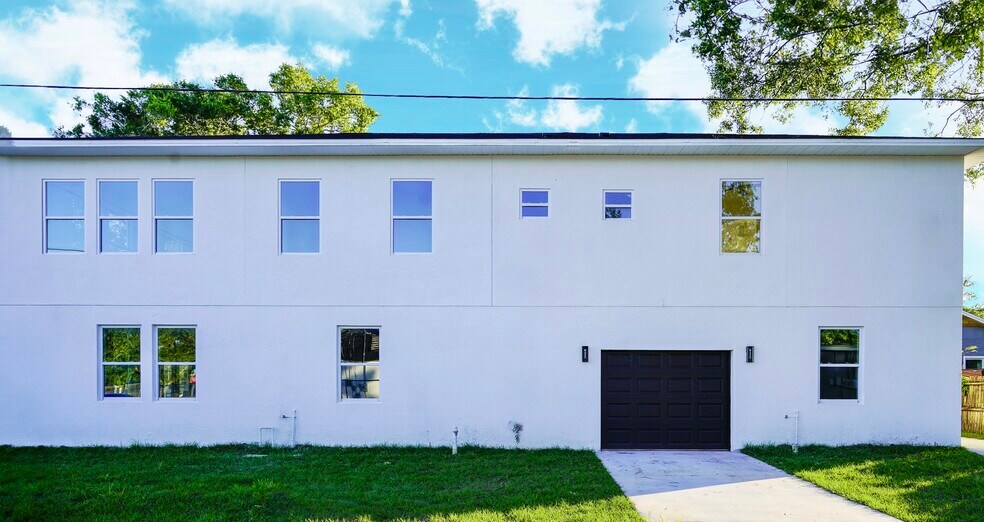 More Photos Of 4710 21st St N, Saint Petersburg Specialty For Sale