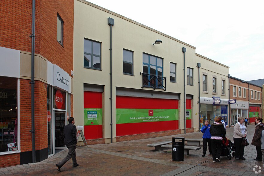 More Photos Of Station Rd, Didcot Storefront For Lease