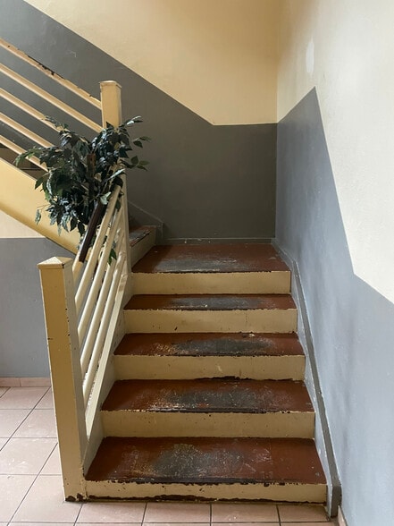More Photos Of 15-19 Stone Street st @ 7th Avenue, Newark Apartments For Sale