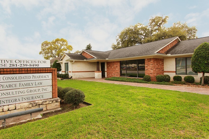 More Photos Of 1006 Thompson Rd, Richmond Office For Sale