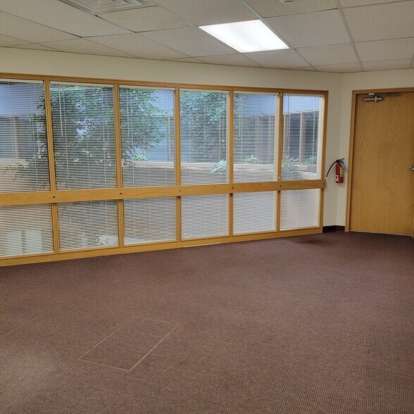 More Photos Of 1891 Santa Barbara Dr, Lancaster Loft Creative Space For Lease