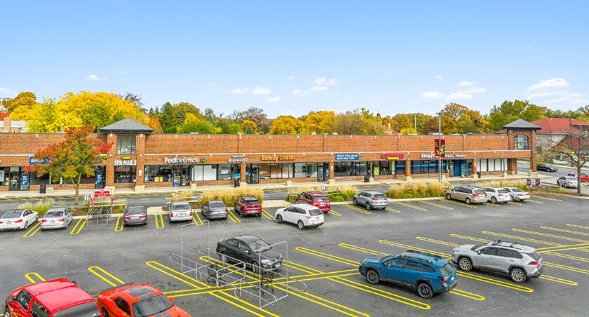 More Photos Of 5240 N Pulaski Rd, Chicago Unknown For Lease