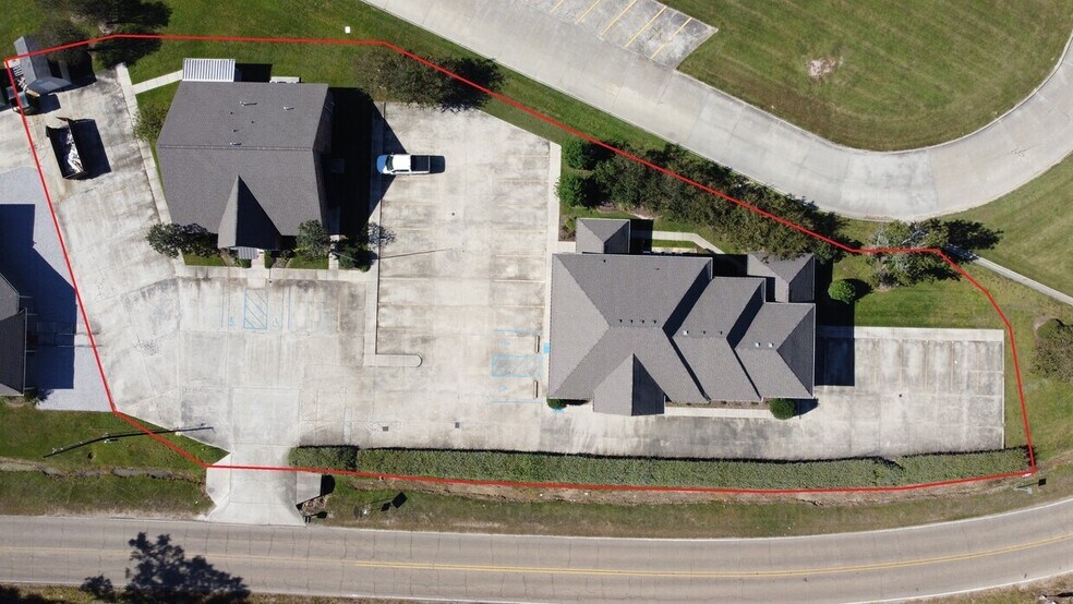 More Photos Of , Denham Springs Office For Sale