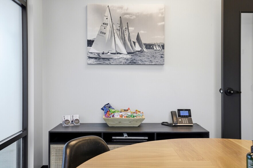 More Photos Of 9493 N Government Way, Hayden Office For Sale