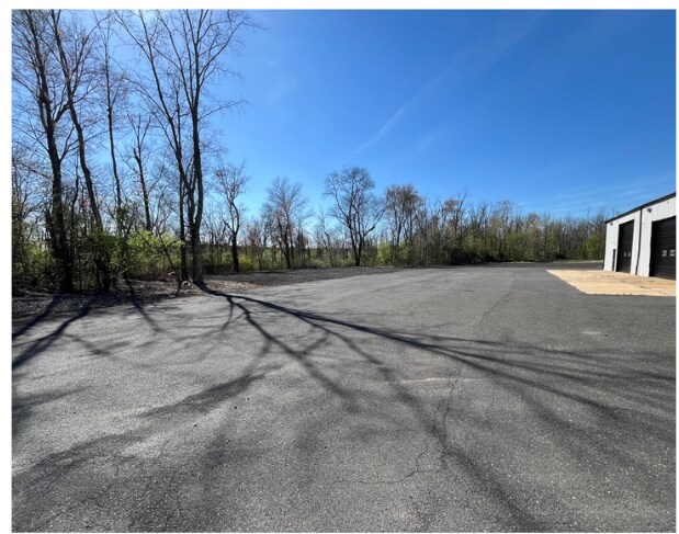 More Photos Of 3100 Bergey Rd, Hatfield Warehouse For Lease
