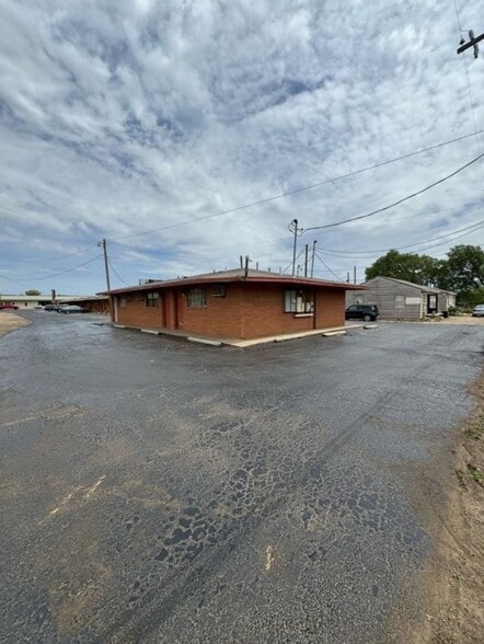 More Photos Of 3602 E Amarillo Blvd, Amarillo Hotel For Sale