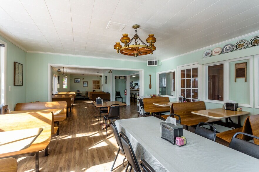 More Photos Of 222 Main St, Dayton Freestanding For Sale