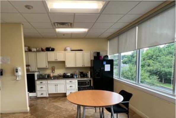 More Photos Of 495 Hawley Ln, Stratford Medical For Lease