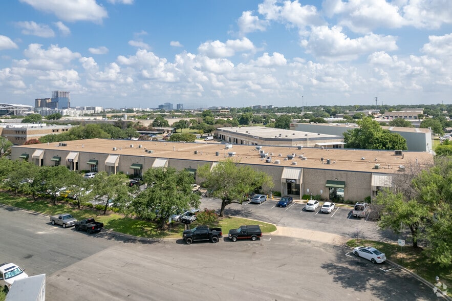 More Photos Of 2010 Centimeter Cir, Austin Industrial For Sale
