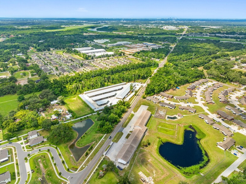 More Photos Of 9610 Harney Rd, Thonotosassa Warehouse For Sale