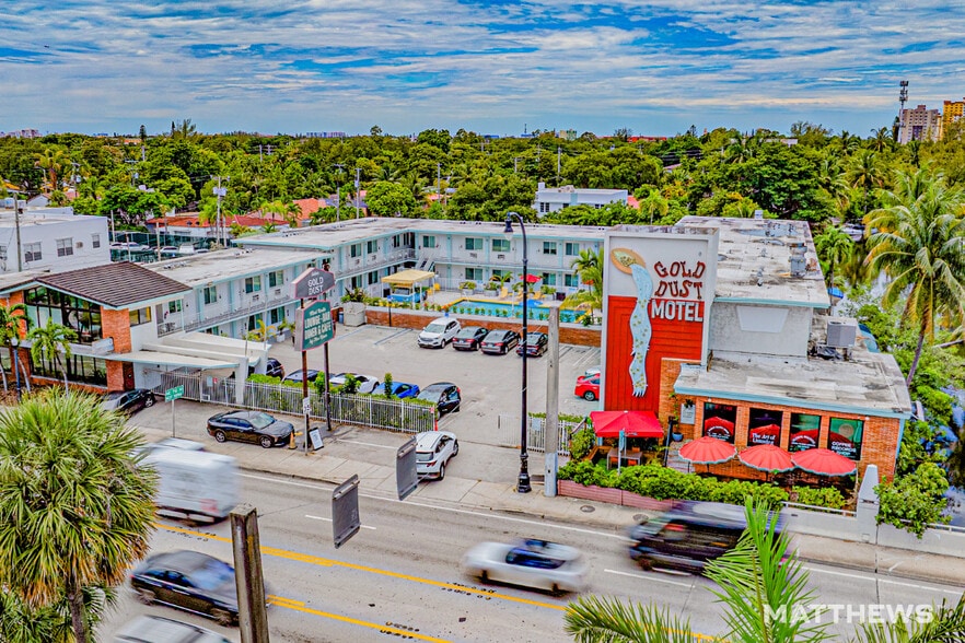 More Photos Of 7700 Biscayne Blvd, Miami Hotel For Sale