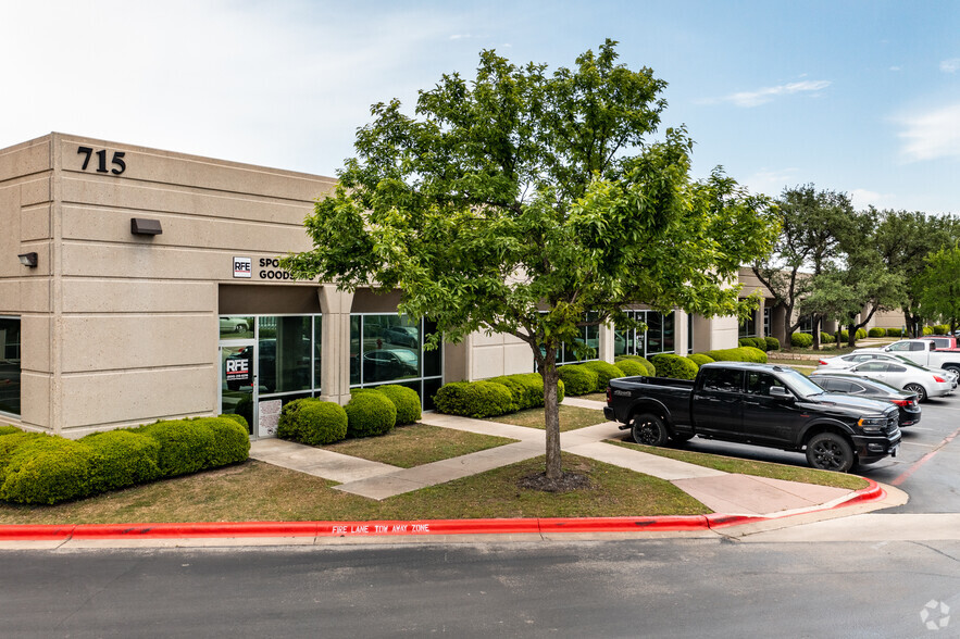 Primary Photo Of 715 Discovery Blvd, Cedar Park Office For Lease