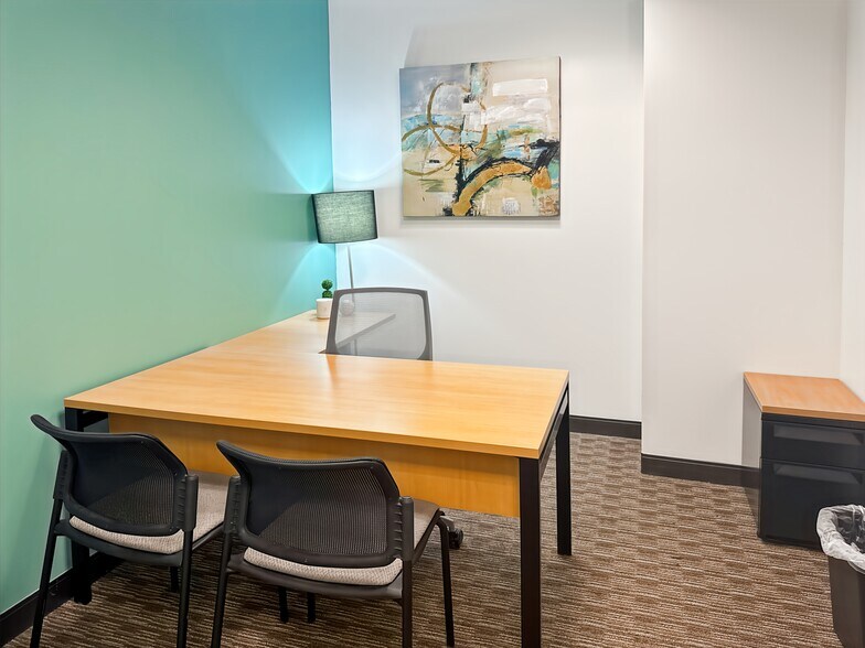 More Photos Of 11200 Broadway St, Pearland Coworking Space