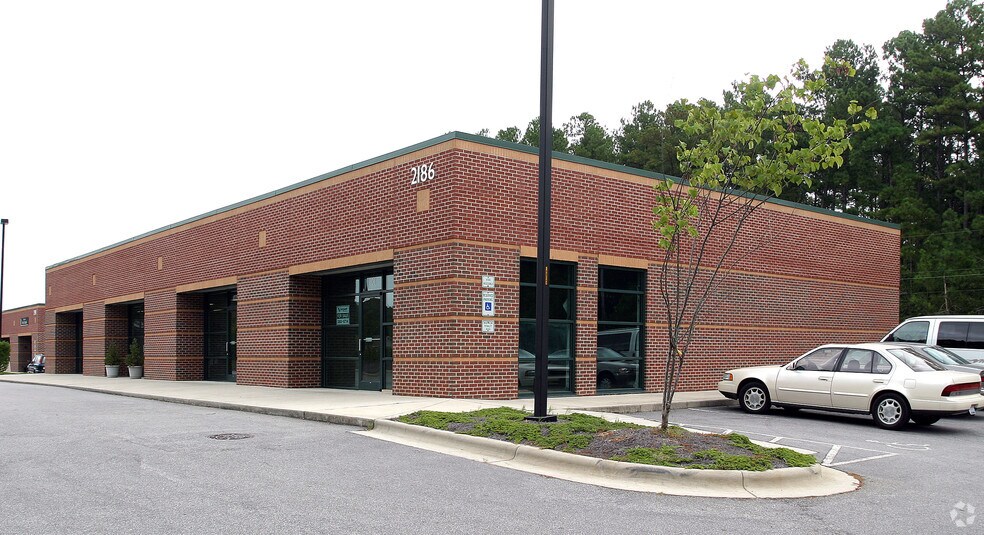 Primary Photo Of 2186 N Salem St, Apex Flex For Lease