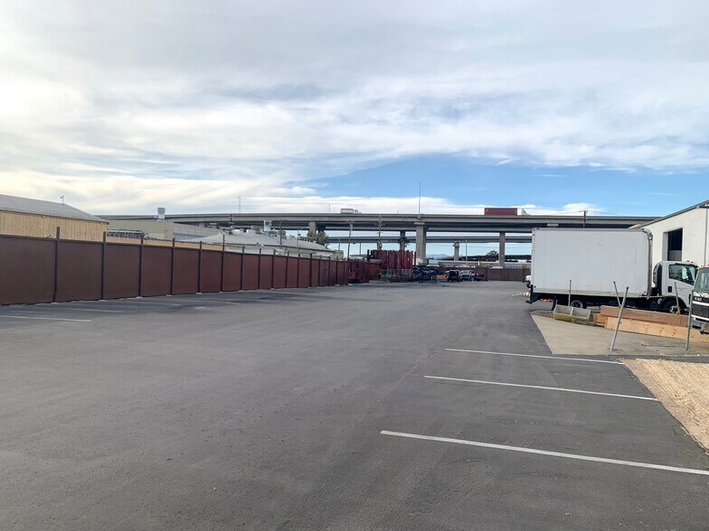 More Photos Of 2855 Mandela Pky, Oakland Distribution For Lease
