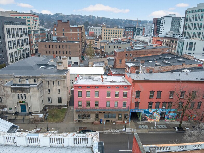 More Photos Of 109 N Cayuga St, Ithaca Apartments For Sale