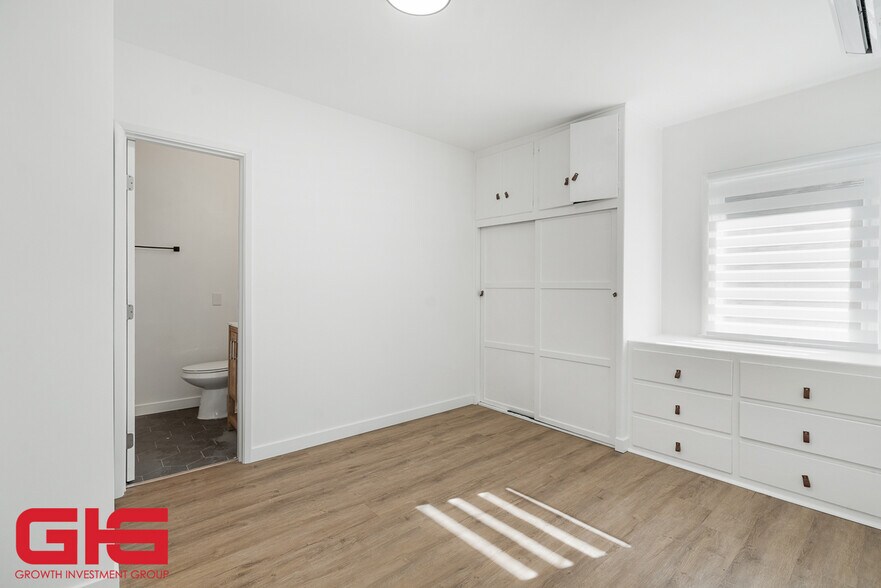 More Photos Of 411-417 N Euclid Ave, Pasadena Apartments For Sale