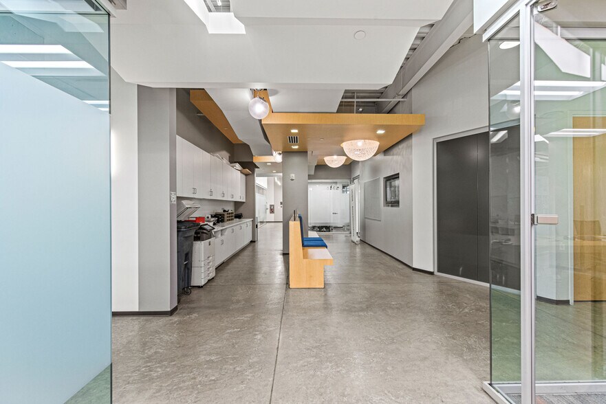 More Photos Of 4931 N 300 W, Provo Office For Lease