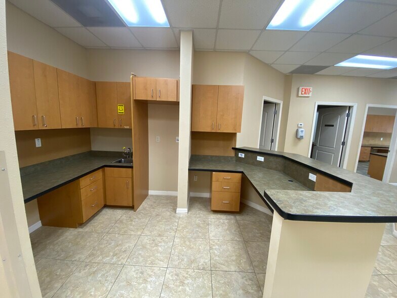More Photos Of 1425 Hand Ave, Ormond Beach Medical For Lease
