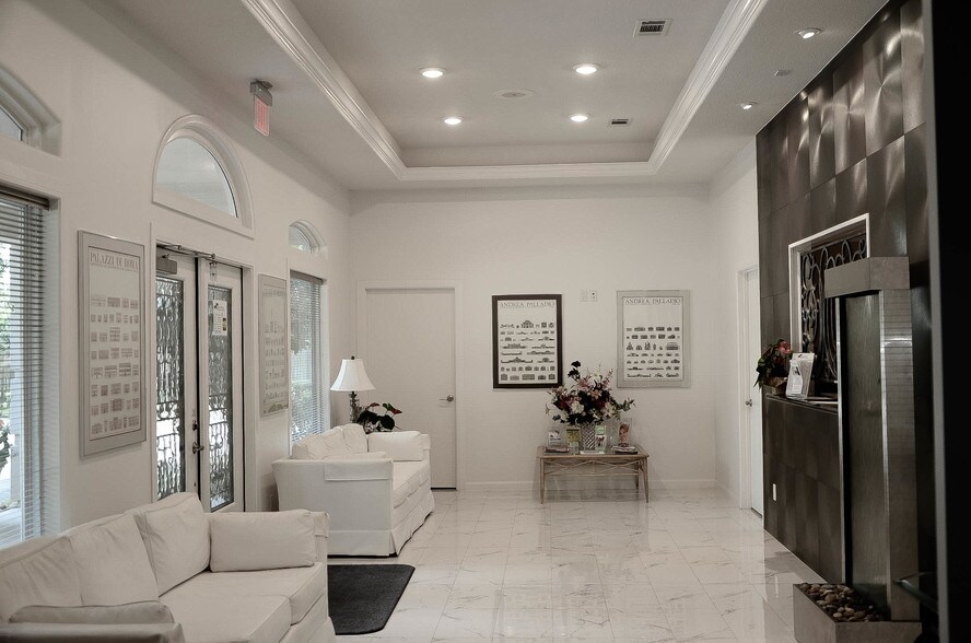 More Photos Of 13661 Vermarion Rd, Houston Medical For Lease