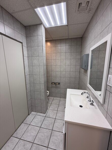 More Photos Of 149 W 36th St, New York Office For Lease