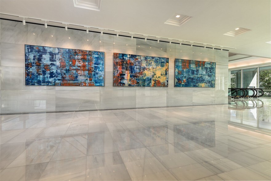 More Photos Of 101 E Kennedy Blvd, Tampa Office Residential For Lease