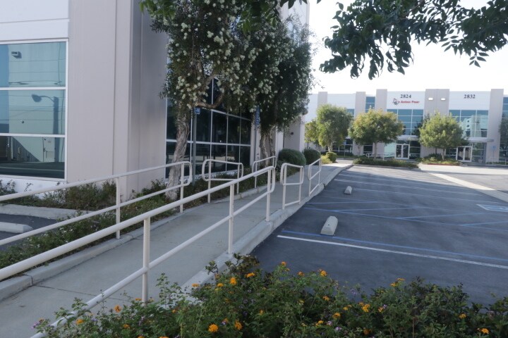 More Photos Of 2816 Columbia St, Torrance Light Distribution For Lease