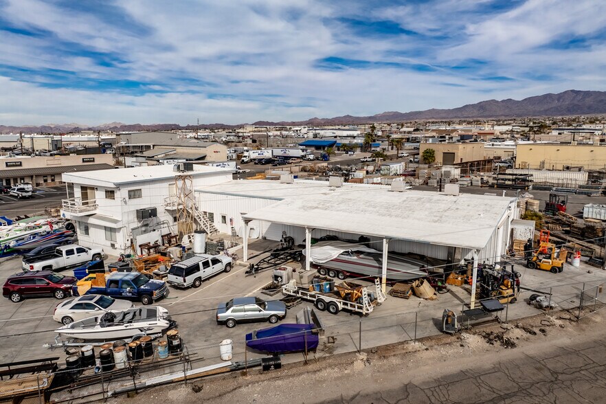 More Photos Of 1850 Commander Dr, Lake Havasu City Freestanding For Sale