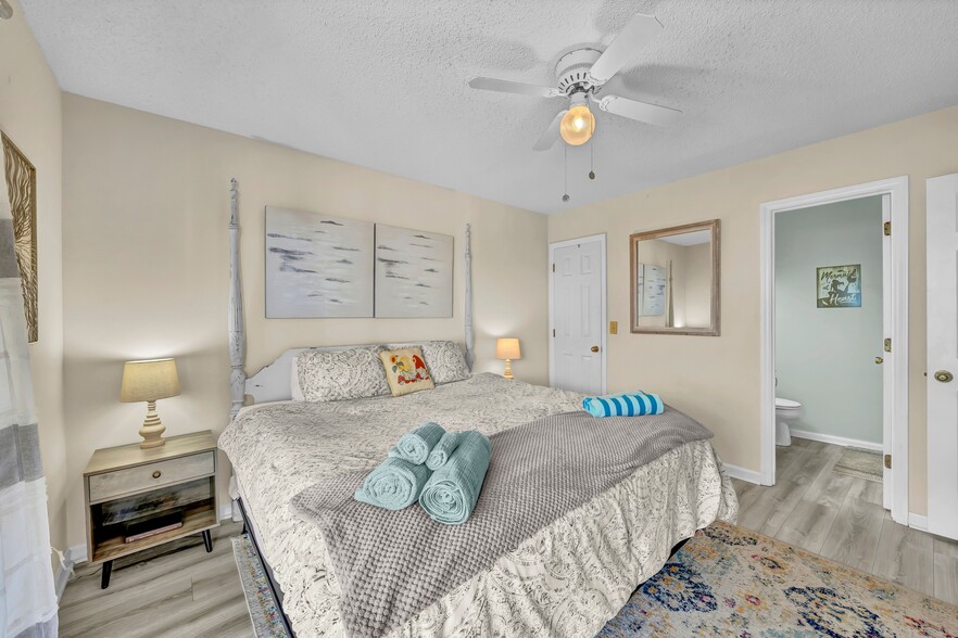 More Photos Of 1503 Carolina Beach AVE N, Carolina Beach Apartments For Sale