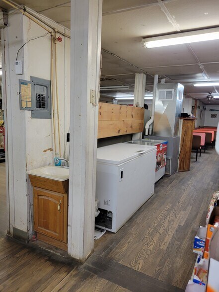 More Photos Of 8955 Swamp Rd, Waterville Restaurant For Sale