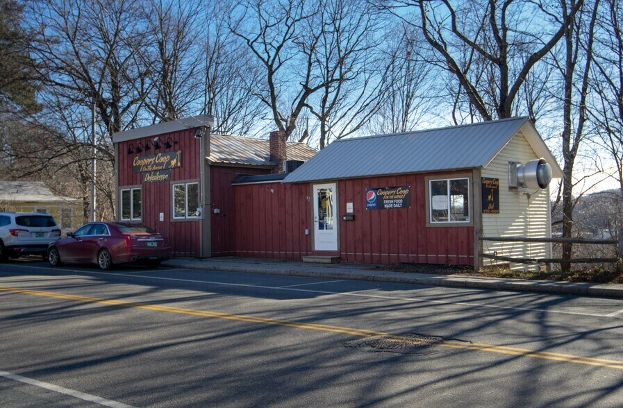 Primary Photo Of 82 Western Ave, Brattleboro Restaurant For Sale